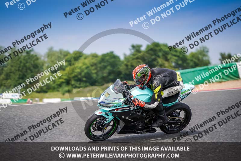 enduro digital images;event digital images;eventdigitalimages;mallory park;mallory park photographs;mallory park trackday;mallory park trackday photographs;no limits trackdays;peter wileman photography;racing digital images;trackday digital images;trackday photos